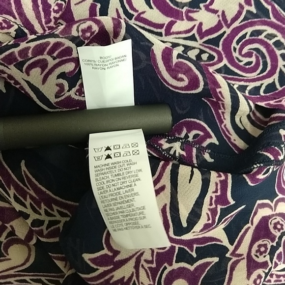 Lucky Brand Sheer Paisley Hi Low Tunic - Picture 8 of 8